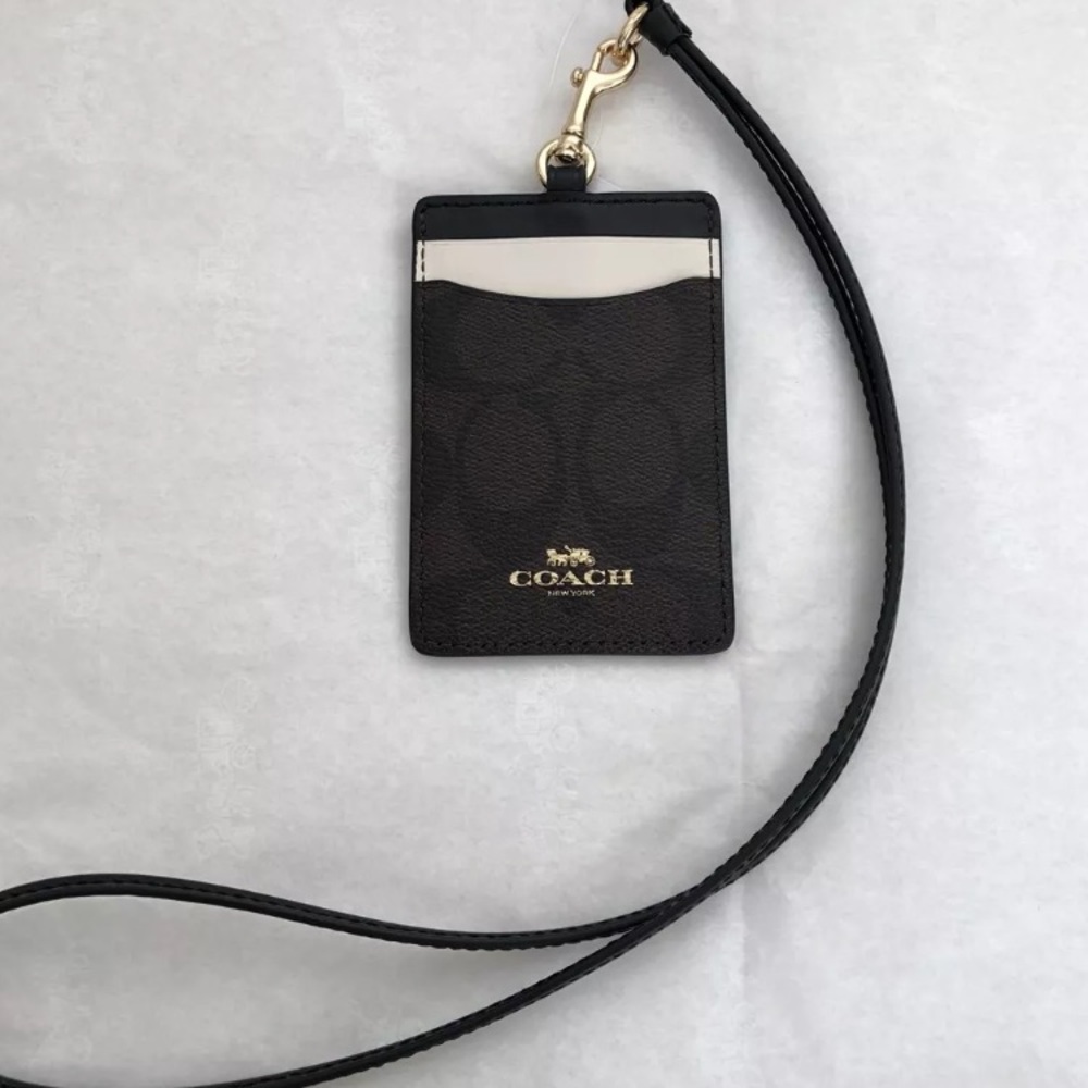 SOLD⛔️Authentic COACH leather Lanyard ID/card - Picture 2 of 8